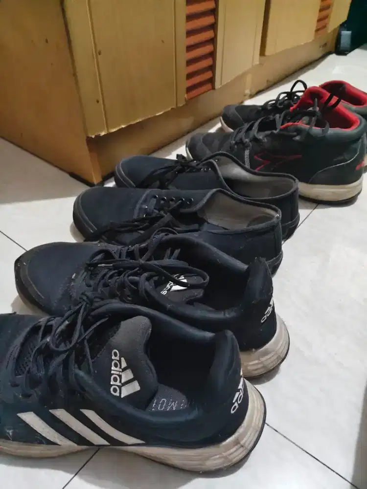 Sepatu Adidas, diadora, johnson
