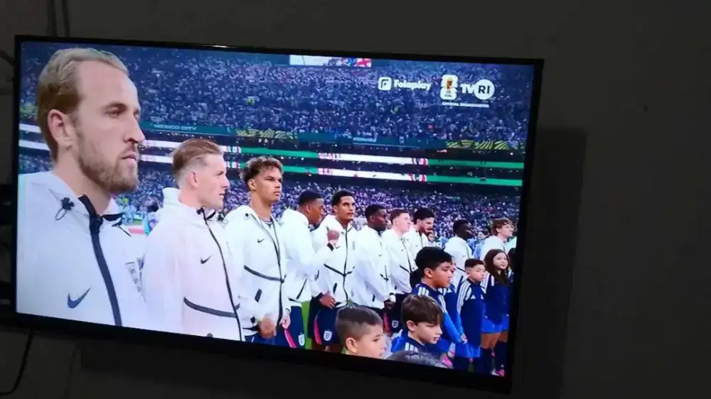 Smart tv 32 inci merek LG