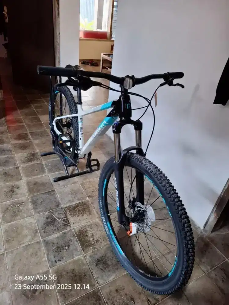 SEPEDA MTB POLYGON