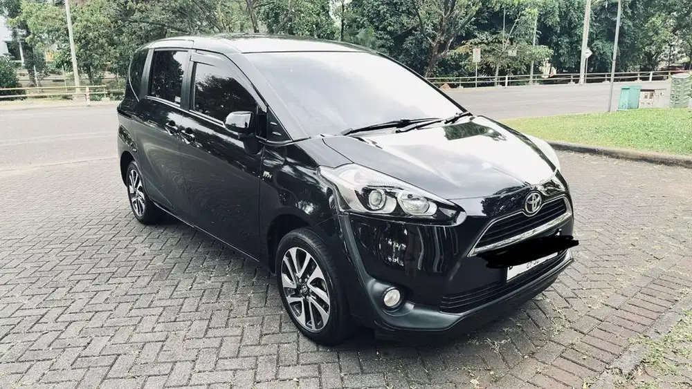 Jual santai Sienta V 2018