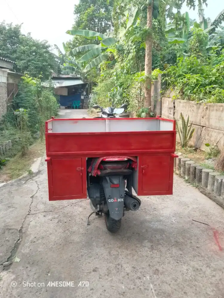 Gerobak kelontong serbaguna