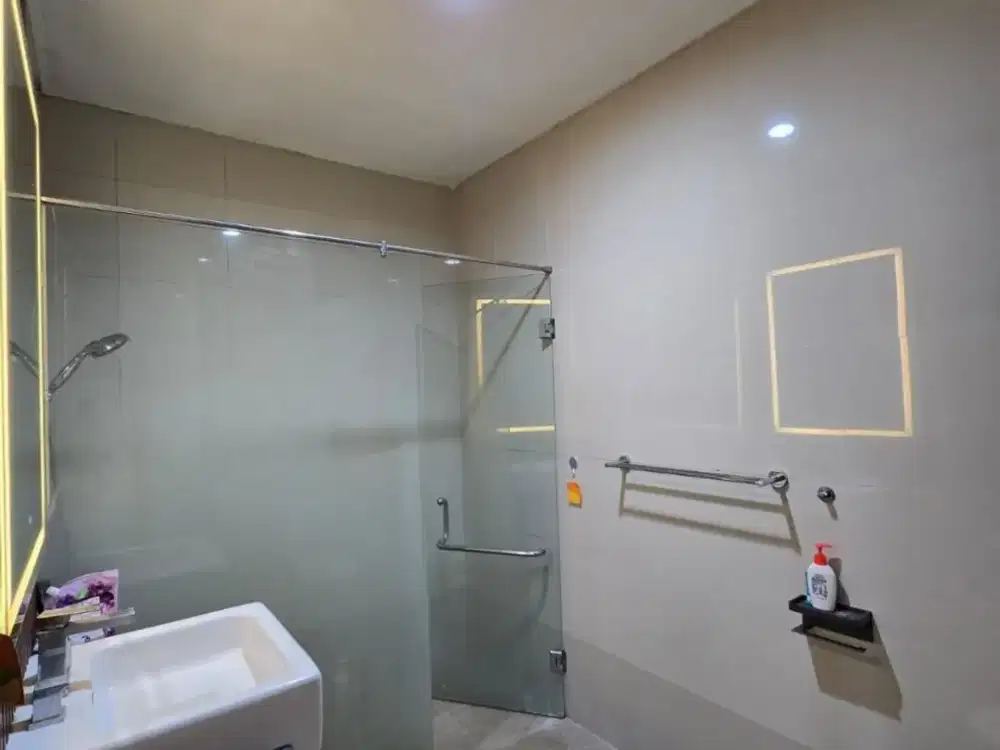 Rumah Mewah Full Furnished Komp Artis Green Andara Pangkalan Jati Depok/J519