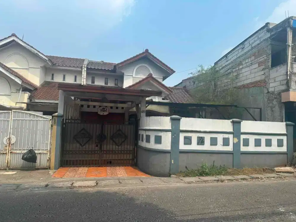 dijual rumah 2 lantai di cinere depok