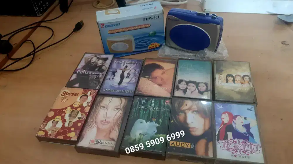 Jual Borongan 10 kaset ori second dan Walkman kondisi baru stok lama