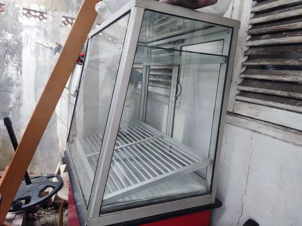 etalase jual bu