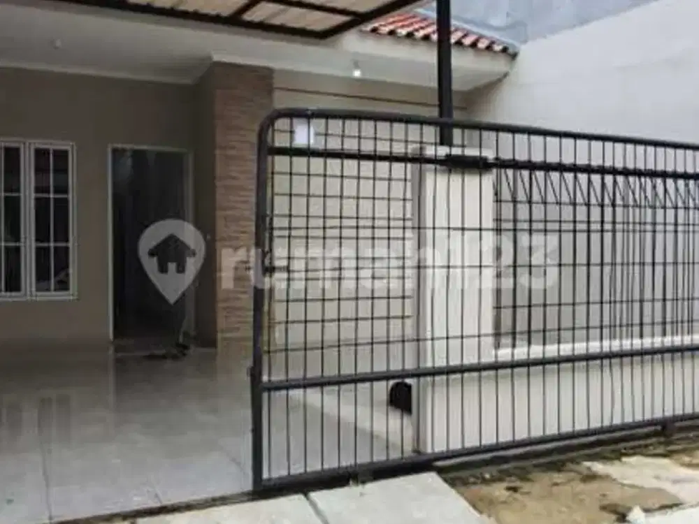 Rumah Baru Siap Huni di BSD Dekat Pasar Modern