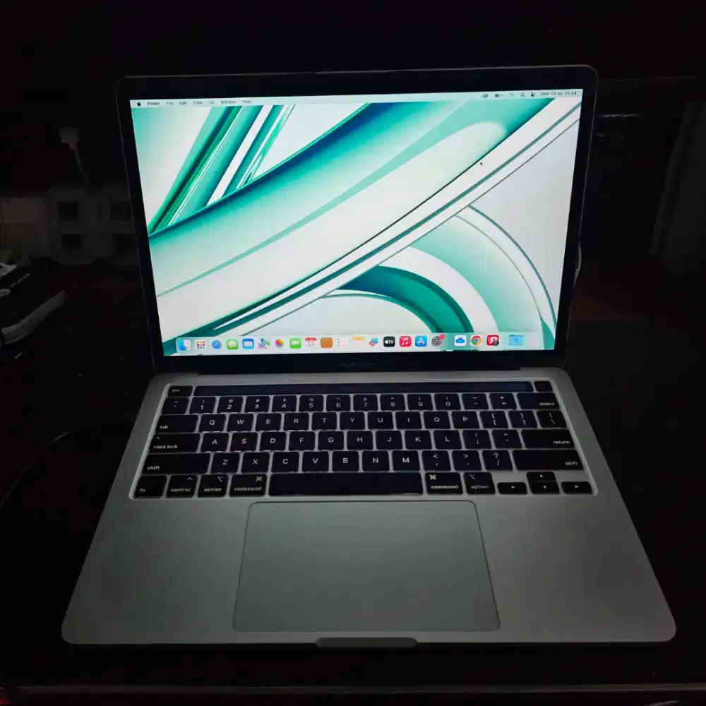 Macbook Pro 2020 13inch i5 16/1TB