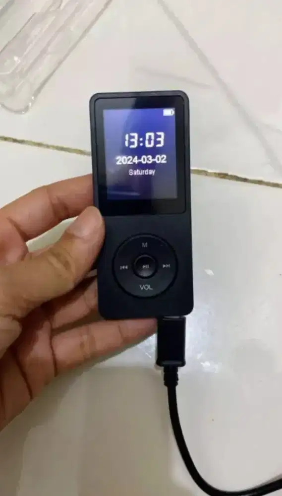 Riuzu mp3/mp4 music 16/32gb