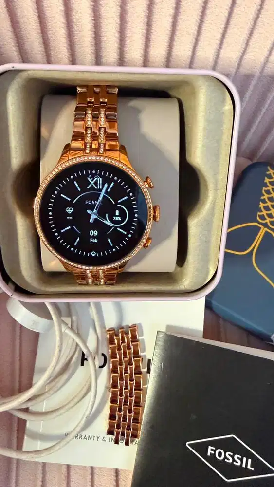 Fossil Gen 6 Smartwatch Rose Gold-Tone Stainless Steel