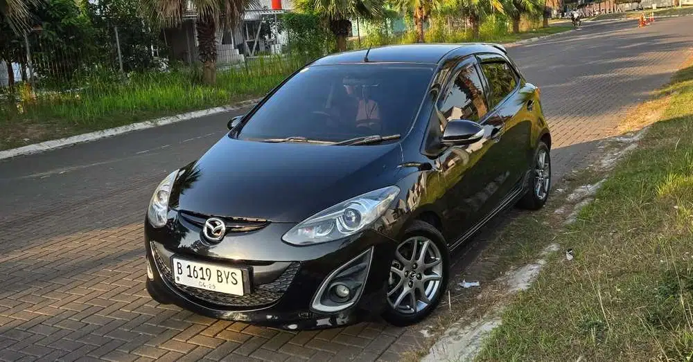 Mazda 2 2013 Bensin