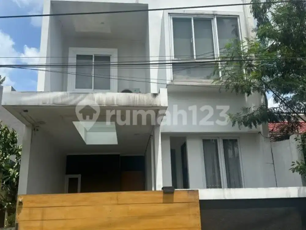 Rumah Full Renov di BSD Dekat Stasiun KRL & Tol