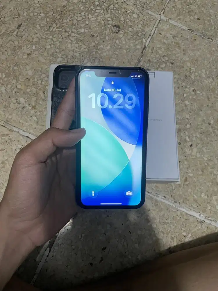 iphone 11 128 gb inter