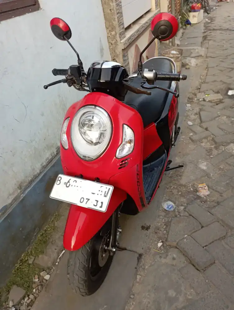 Honda scoopy donat new siap pakai