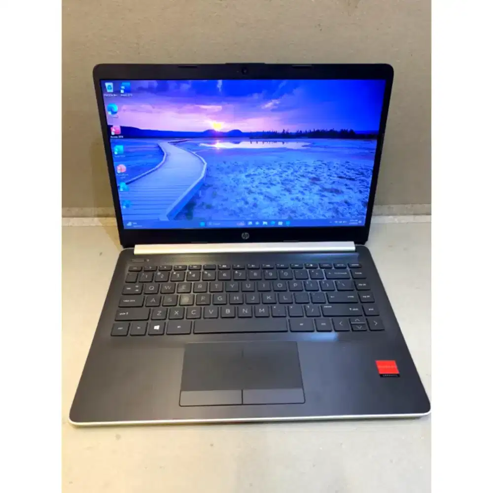 LAPTOP HP MULUS SLIM NGEBUTT NORMAL SIAP PAKAI