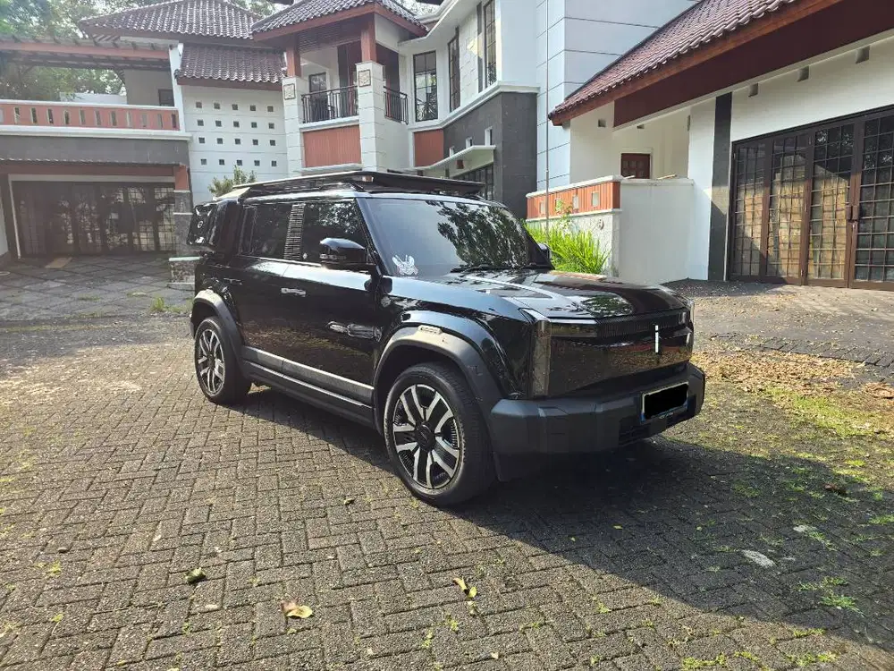 Chery J6 IWD 2025 hitam, kilometer km rendah (~1K)