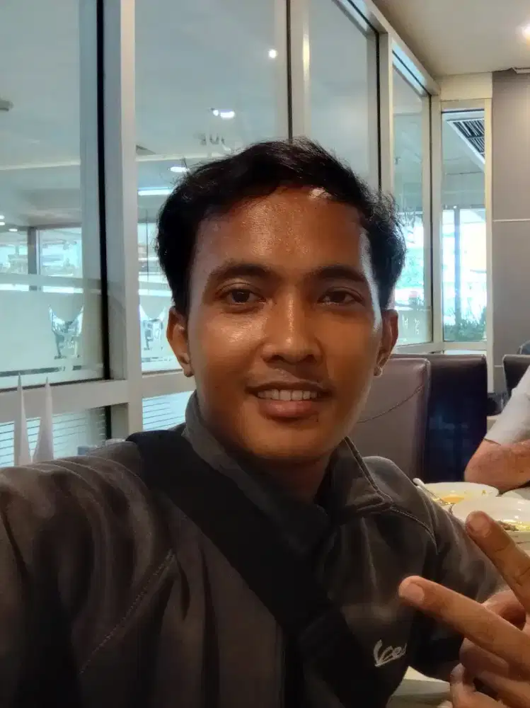 Cari kerjaan apa aja