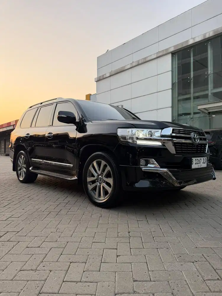Land Cruiser bensin zx 200 2008