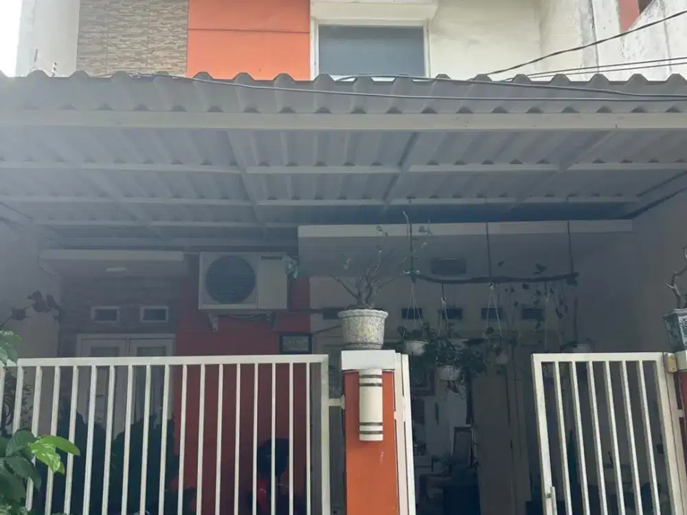 Di jual rumah cantik siap huni komplek PTB CIBUBUR Jakarta Timur