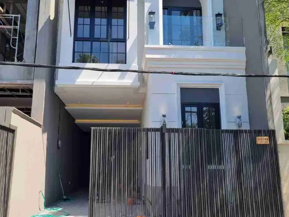 DIJUAL, RUMAH BARU,INTERIOR CANTIK, AREA MANYAR