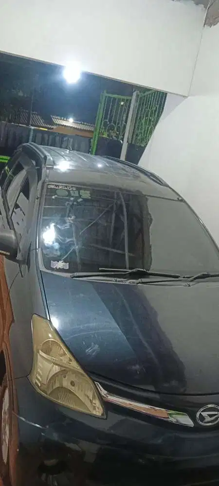 Daihatsu Xenia 2011 Bensin