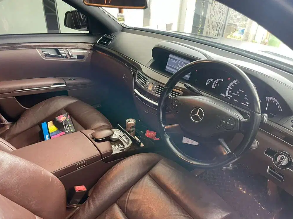 Mercedes-Benz S300 2011 Bensin