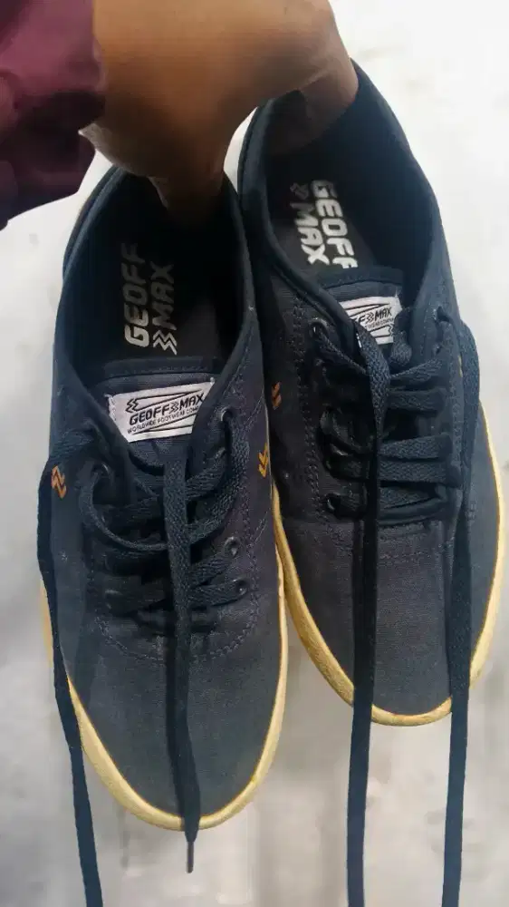 Sepatu geoff maxx