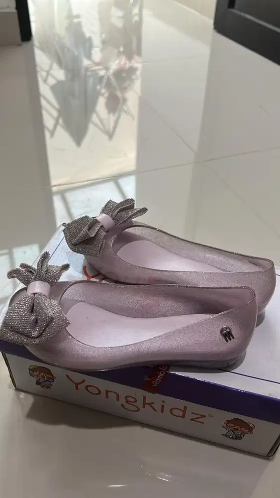 Sepatu anak melissa size 30