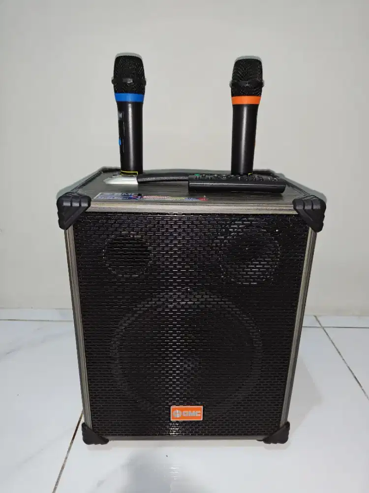 Speaker GMC 899Q