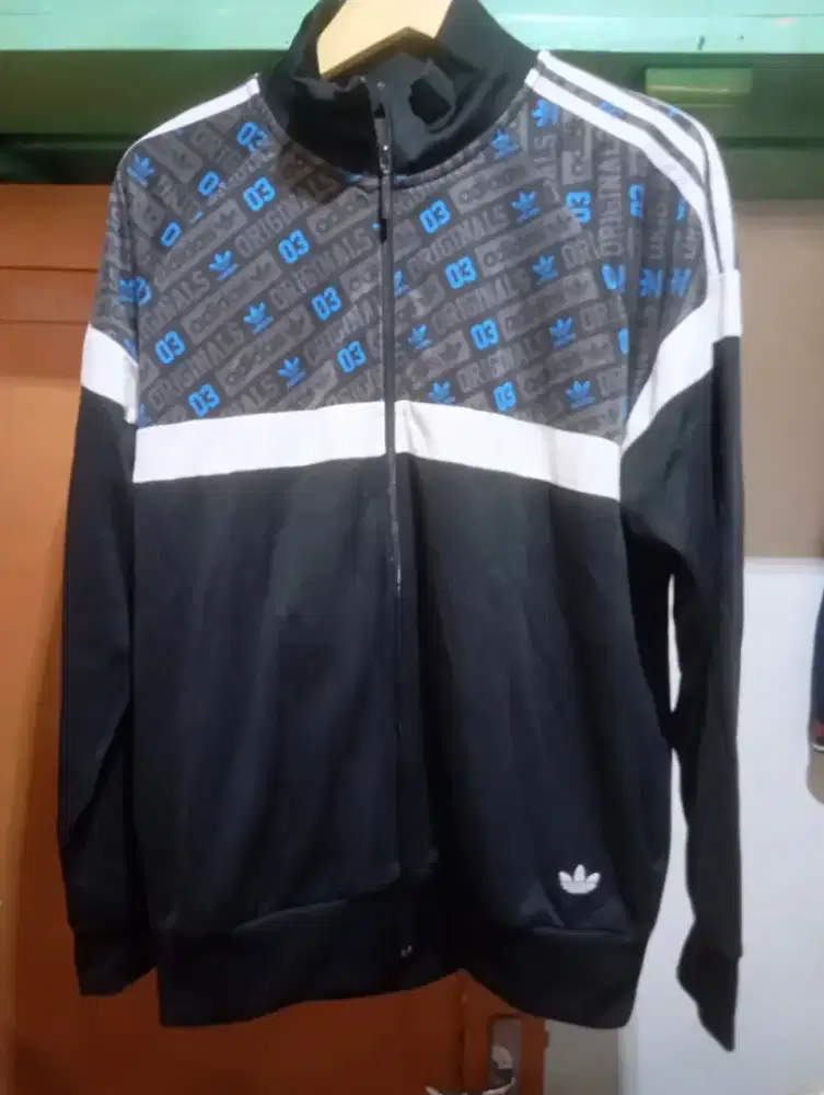 jaket tracktop adidas aop