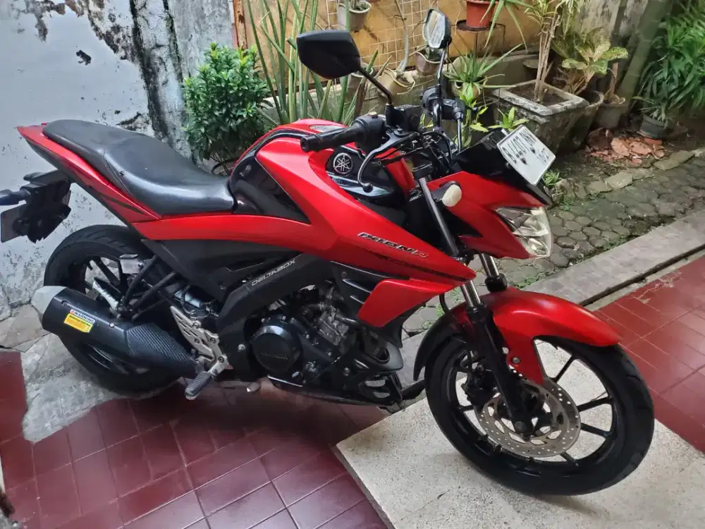 Yamaha Vixion Type R Merah 2017  Full orisinil.