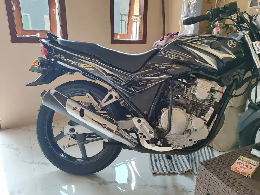 Yamaha scorpio z 2010