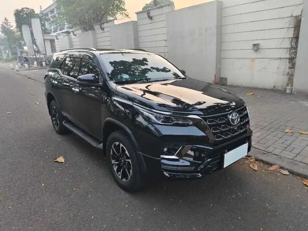 Fortuner GR 2.8 2022 TGN 1 ISTIMEWA