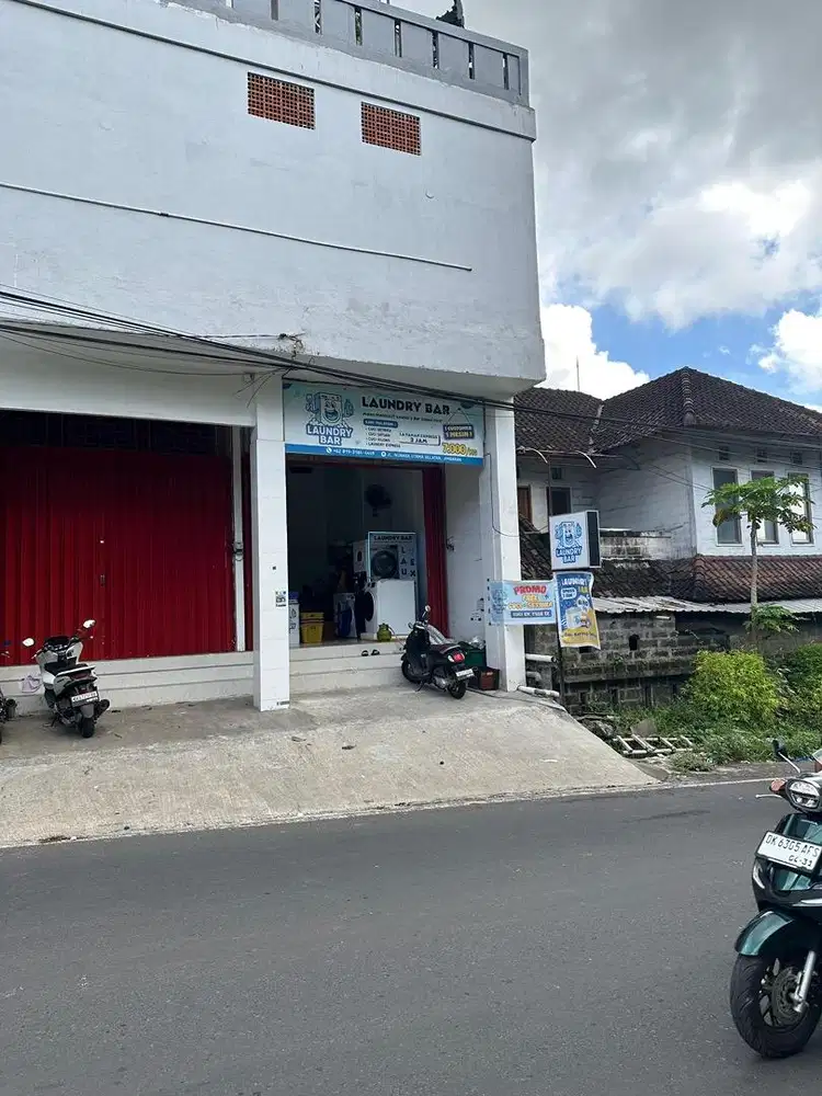 Loker Part Time Laundry