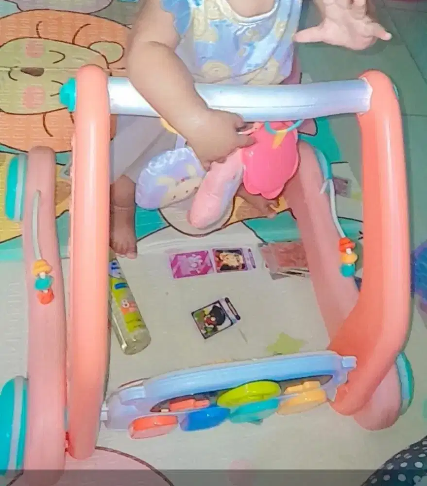 Dari pasa numpuk diatas lemari
