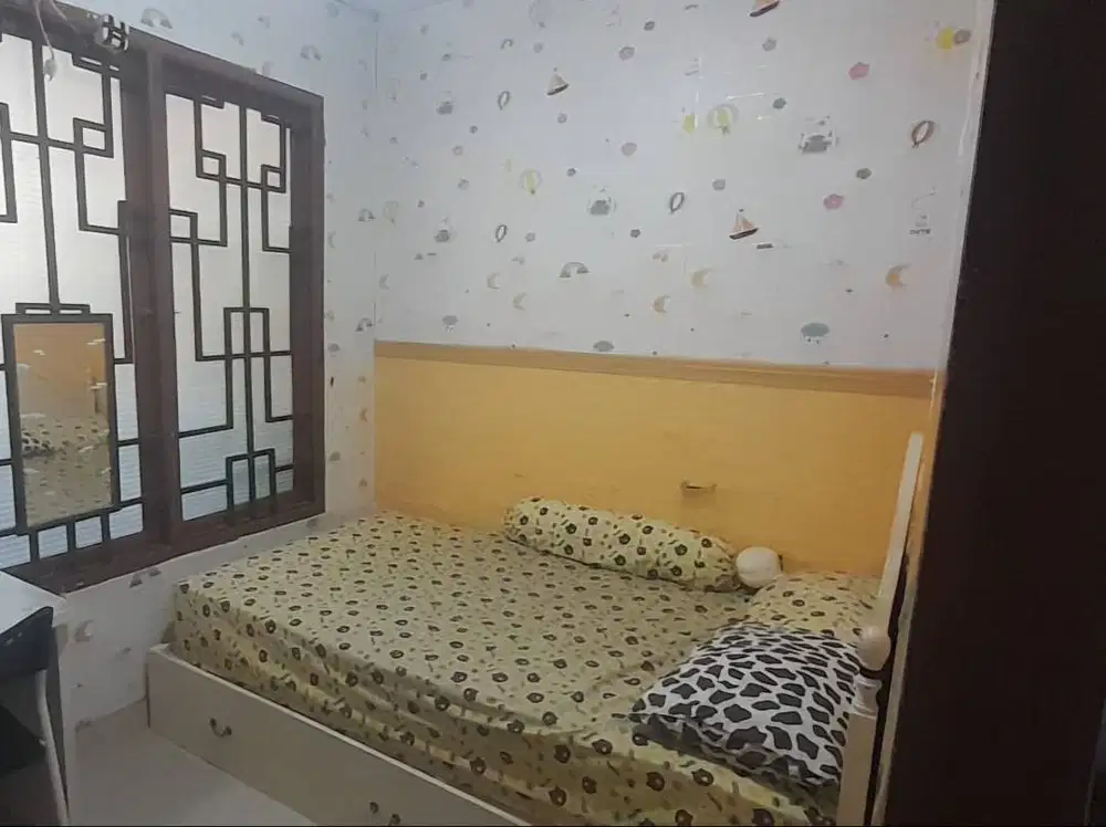 Dijual dipan tempat tidur ifurnholic + springbed ukuran 120x200
