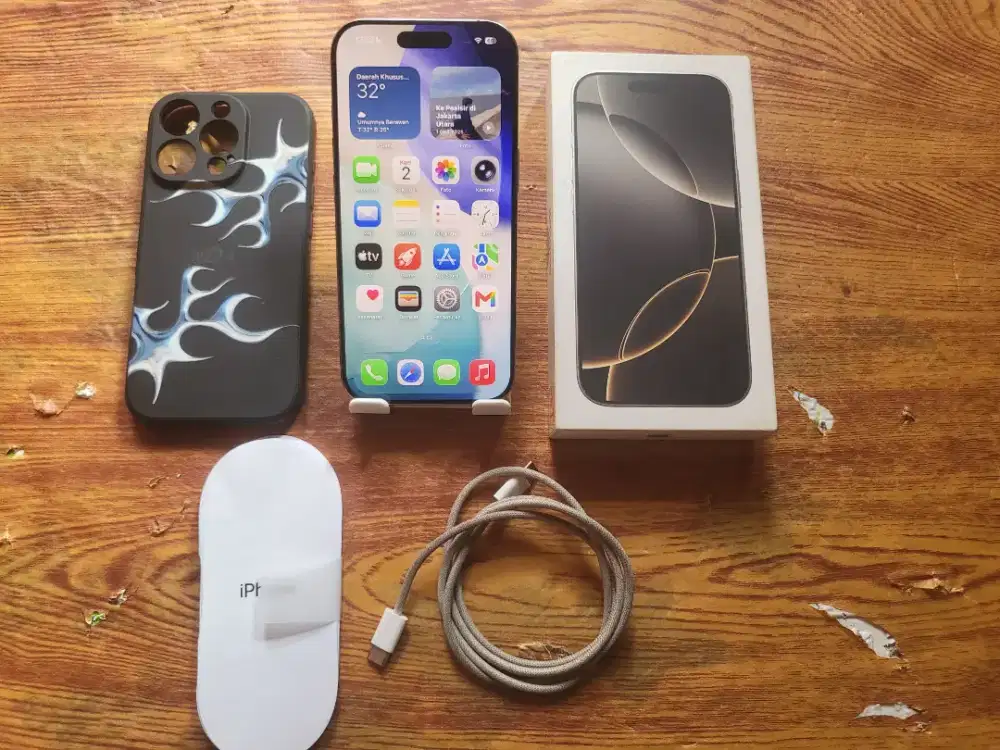 Iphone 16 Pro 128gb titanium resmi ibox mulus no minus normal semua