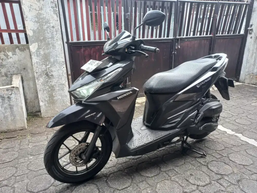 Dijual Honda Vario 125cc Tahun 2015 - Body Halus Siap Pakai