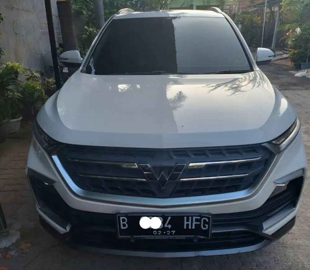 Wuling Almaz  Exclusive 7 Seater 2021 Putih Kilometer 60 Ribu