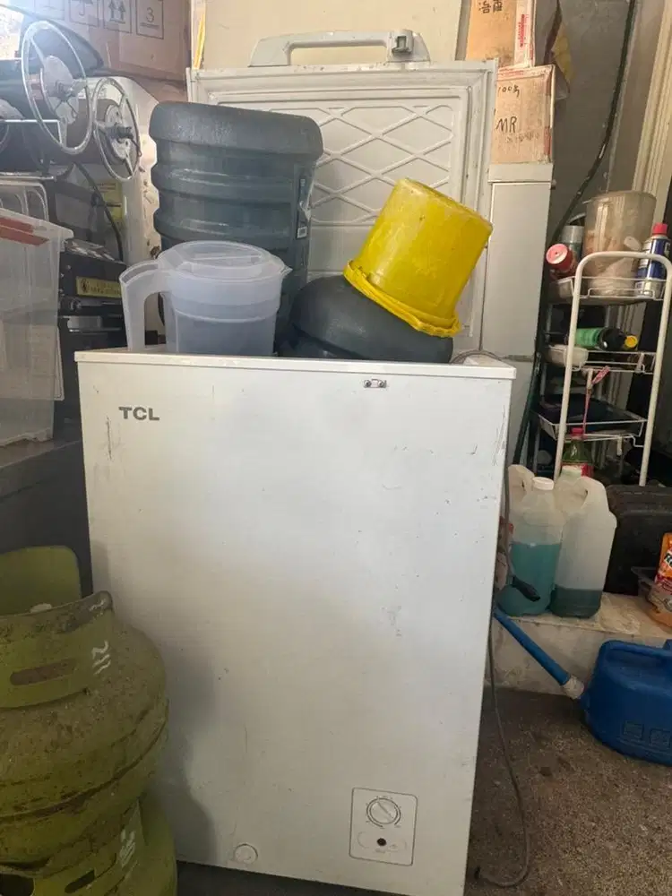 JUAL FREEZER TCL 210 LITER – KONDISI BAGUS & NORMAL