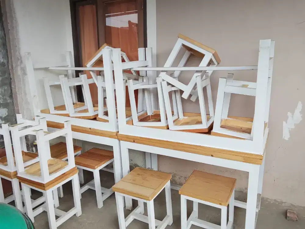 Di jual meja cafe dan tab gas