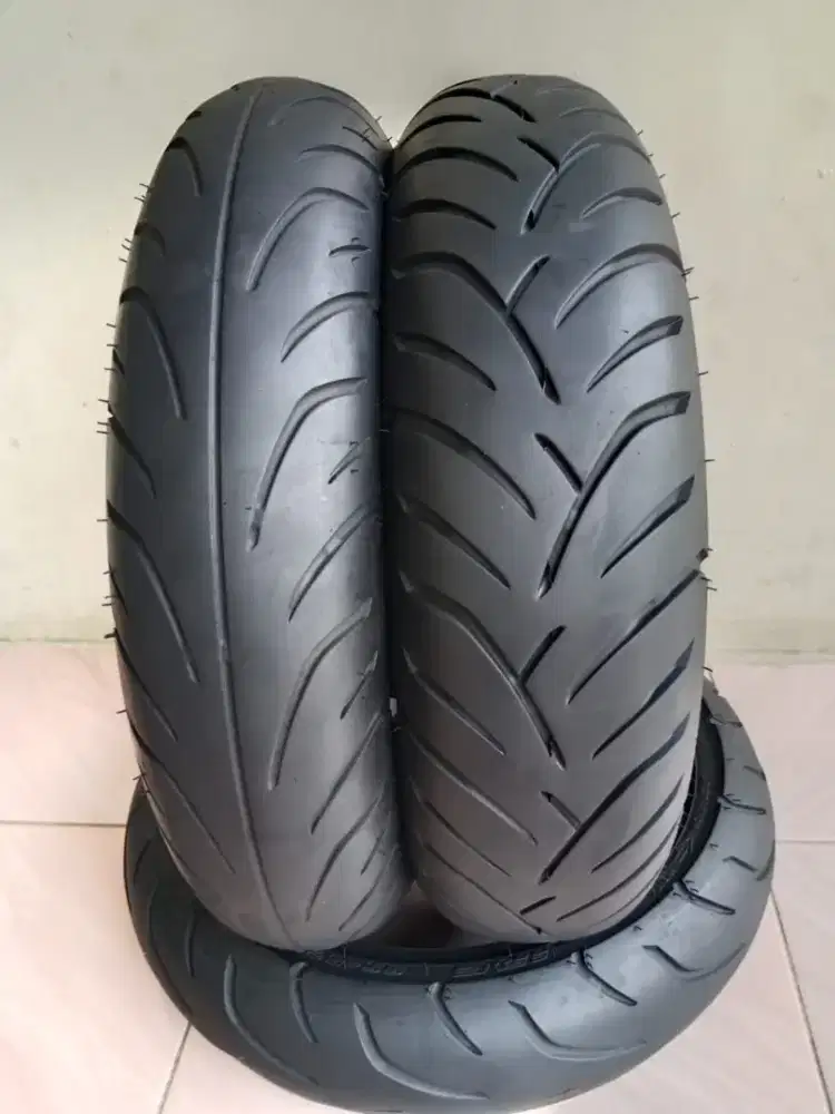 Sepasang ban pcx 160 ukuran 130/70-13 100/70-14
