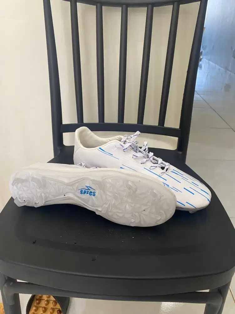 Jual Sepatu Bola Specs