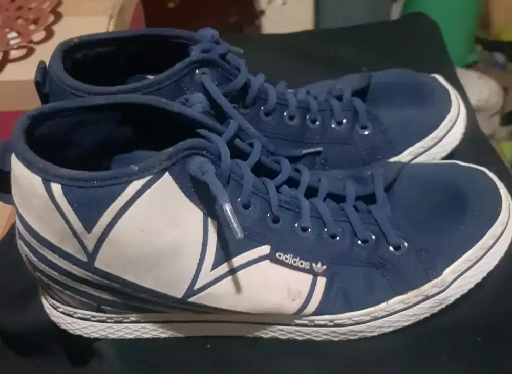 Sepatu adidas size 39