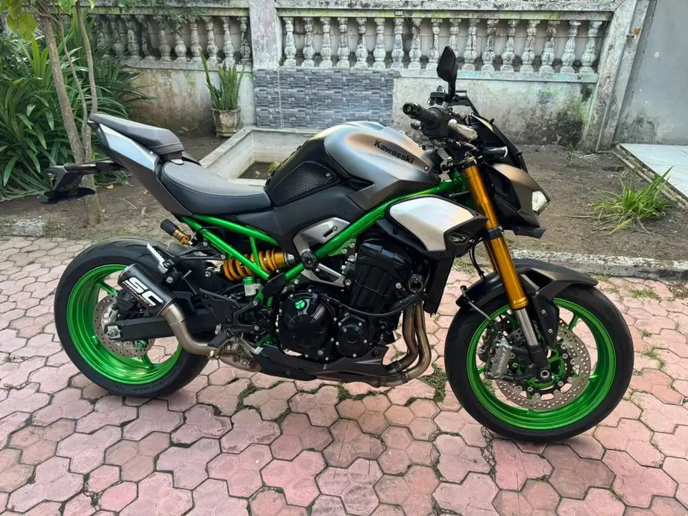 Kawasaki Z900 SE Odo 400 Perak