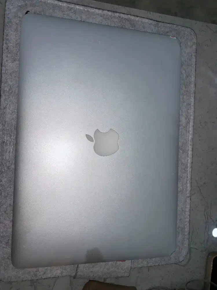 Mackbook Air lengkap
