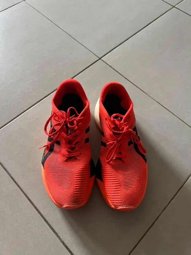 Asics Metaspeed Paris