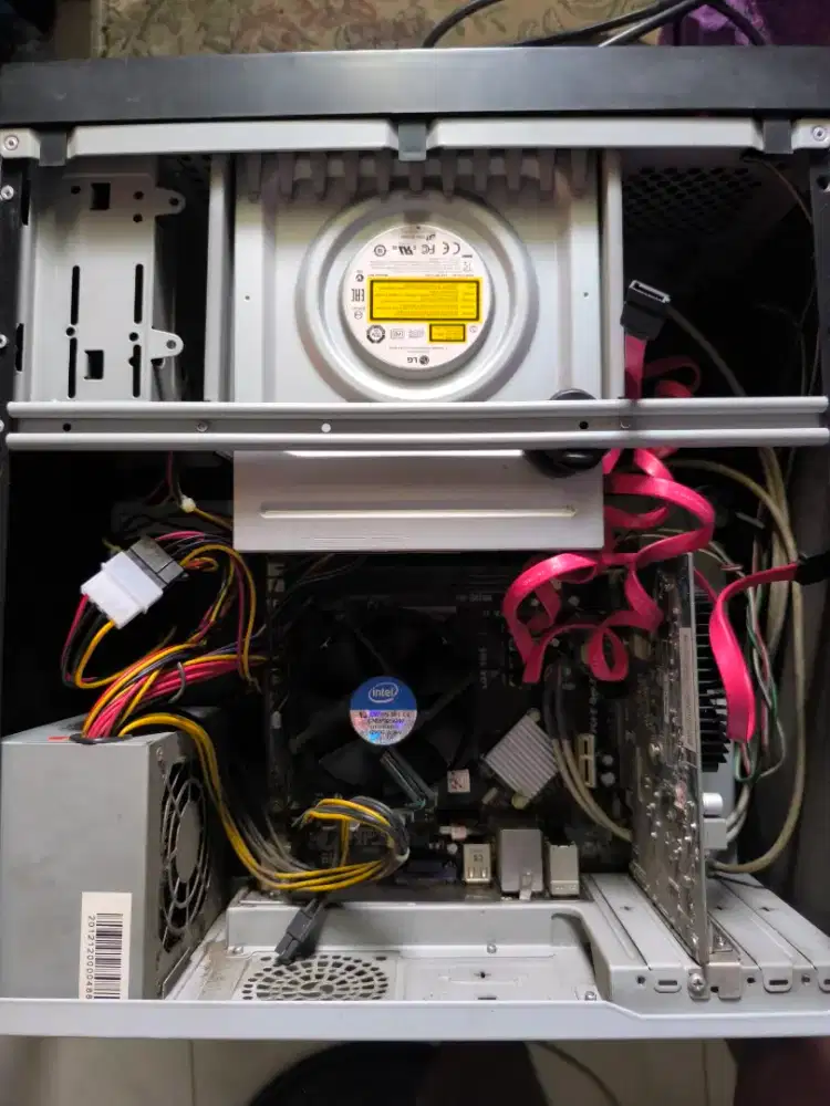 PC i3 3220 4GB RAM Nvidia GT420