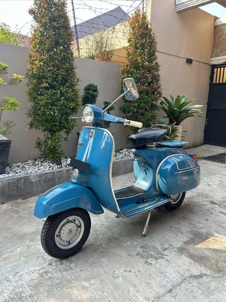 Piaggio Vespa super 1973 (astuti)