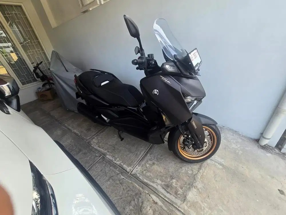 Jual Motor XMAX Istimewa