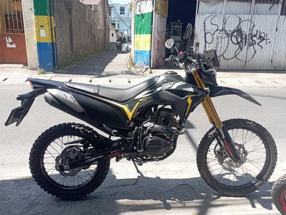Honda CRF 150L Tahun 2025